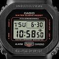 Casio Casio G-Shock GM-5600EY-1 электронные мужские часы часы крупный план черный циферблата